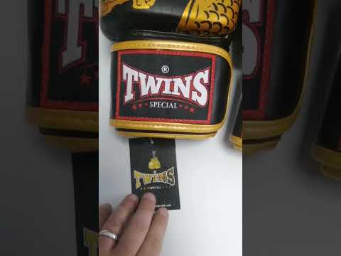 Видео: Боксерские перчатки Twins Special (оригинал)