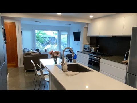 Видео: Самый лучший бейсмент в Ванкувере😊.Наше первое жилье в Канаде за 2200 .