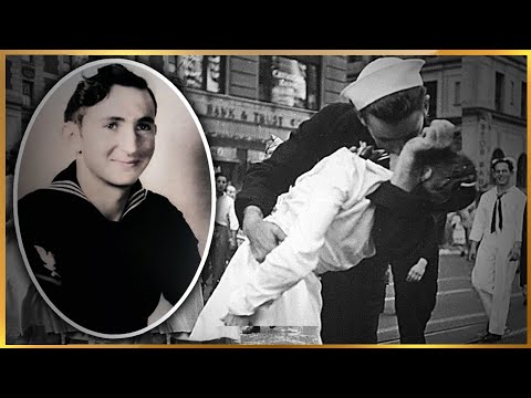 Видео: Посещение могилы целующихся моряков