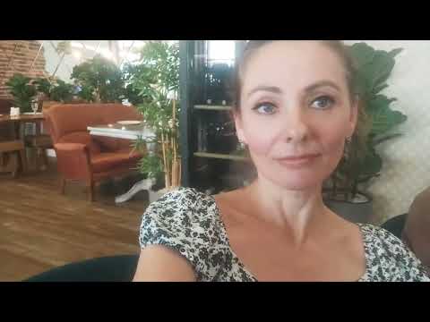 Видео: Нечаянно были в ресторане.Утята вывелись.Забрала всех детей у матери