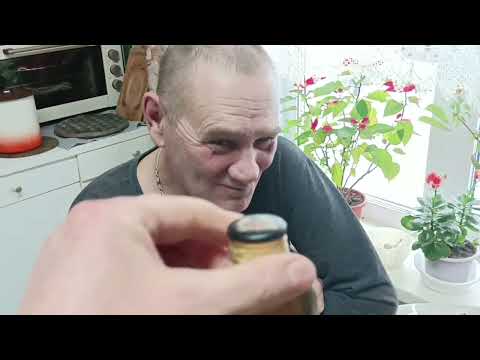 Видео: Приступили к затирке каминной плитки, на печке.