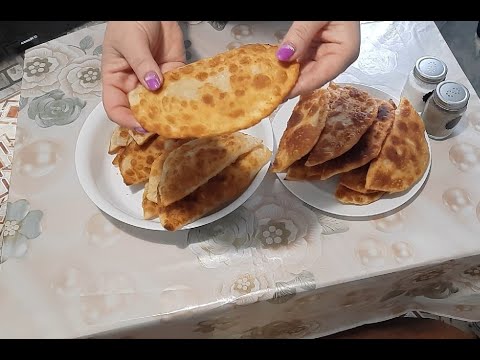 Видео: Приглашаю на чебуреки!!!  Вкусные,сочные,горячие!!!