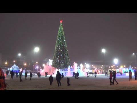 Видео: Главная Ёлка Пермского Края. Ледовый городок 2018.