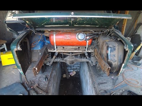 Видео: Ремонт кузова ВАЗ 2106.  Замена задней части  ч. 1