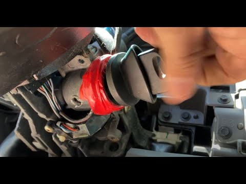 Видео: 2002 F150 — Потерянный ключ — Замена замка зажигания и программирование ключей Ford