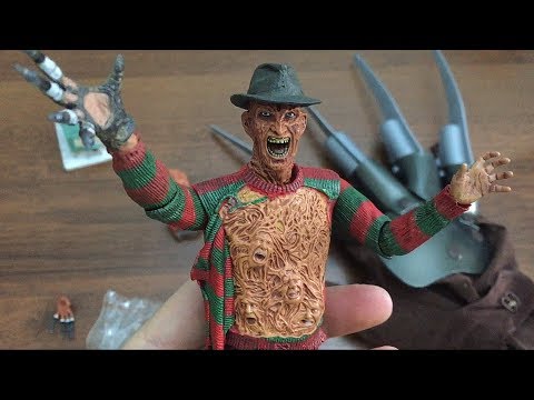 Видео: Фигурка Фредди Крюгера