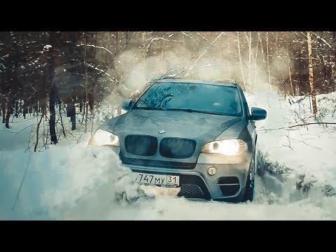 Видео: ВЫ ЕЩЕ НЕ ВИДЕЛИ? ДЕВУШКА на BMW Х5 против VW Touareg и Toyota Prado