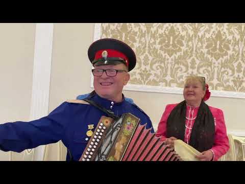 Видео: …однажды морем я плыла…#отдых #красотадуши #счастье #любимпеть #красота #песни #песня #юбилей #празд