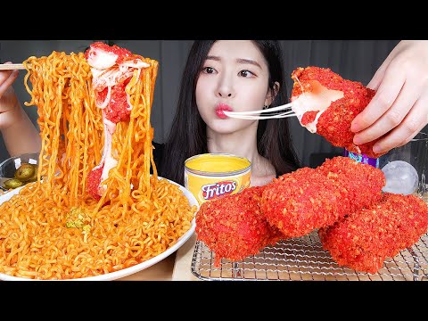 Видео: ASMR MUKBANG | СЫРНЫЕ ПАЛОЧКИ XXTRA FLAMIN HOT CHEETOS 🔥 ОГНЕННАЯ ЛАПША С ХАЛАПЕНО! ОСТРАЯ ЕДА