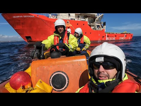 Видео: Учения на спасательном судне + жизнь повара | Морской влог