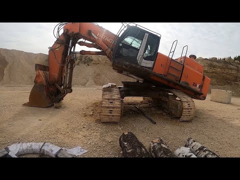 Видео: Отвал башки на HITACHI ZX450-3:)