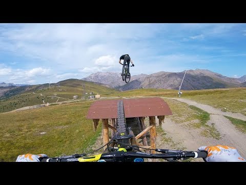 Видео: Обзор красной трассы в Ливиньо