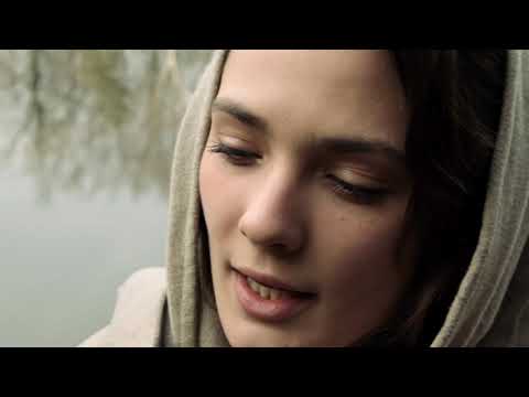 Видео: ROSS'N LORINA - ЛЕТЯ САМА /OFFICIAL MUSIC VIDEO/