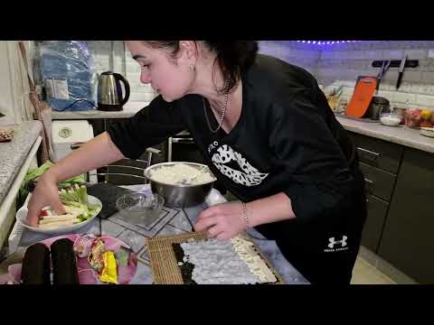 Видео: Роллы на любой вкус :рецепт для начинающих