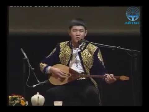 Видео: Қайнар Біржанды сөзбен жеп қойды / Сойқан айтыс