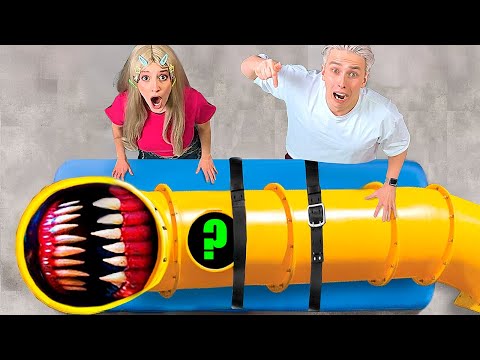 Видео: (ЧТО ВНУТРИ?) РАСКРЫВАЕМ SLIDE EATER В 3:00 ЧАСА НОЧИ!!