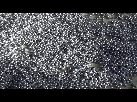 Видео: ДРОБЬ в домашних условиях литье ДРОБЬ как чистить свинец для дроби дробь Homemade hunting shot