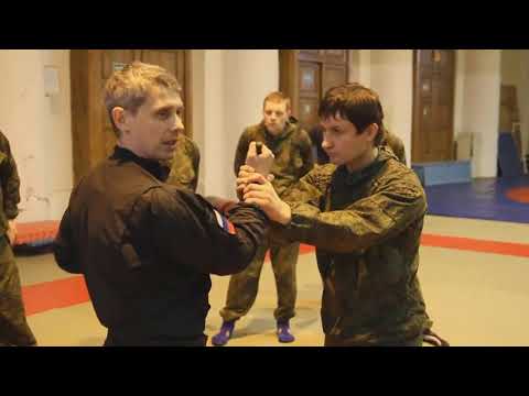 Видео: Ножевой Бой|Обратный Хват – Денис Ряузов