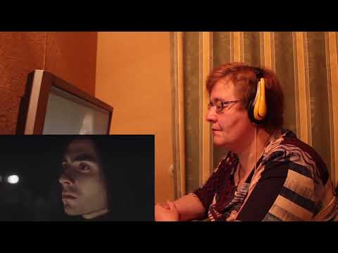 Видео: РЕАКЦИЯ МАМЫ НА [LIZER — Между Нами]