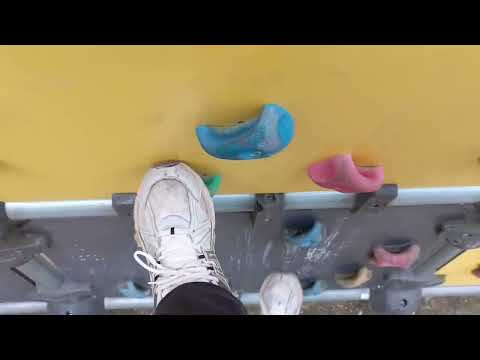 Видео: Зделал более менее хорошее сальто на кольцах | паркур по плошадке 