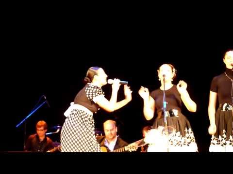 Видео: Елена Ваенга "Мостики", "Холм"