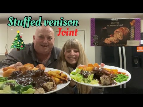 Видео: Может ли оленина из Lidl стать идеальным рождественским жарким?