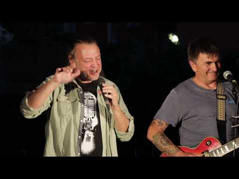 Видео: Андрей Козловский и Шаровый квадрат - Лифт на родину Мао @ Платформа 04.07.2021