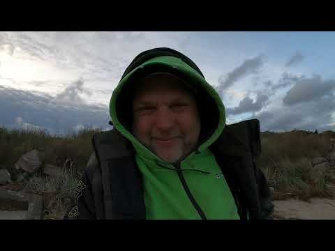 Видео: Буря в Октябре и 10 кг карася на поплавок. Карась на перловку. Но48