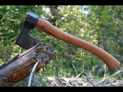 Видео: Дамасская сталь . Ковка пакета и топора . 1 серия