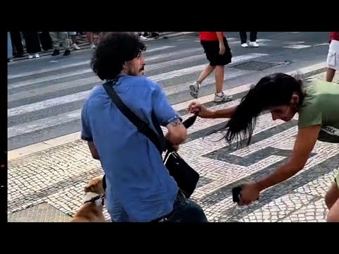 Видео: Напали и ограбили в Барселоне! Кадры нападений РЕАЛЬНЫЕ