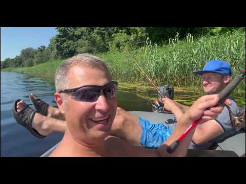 Видео: Долгожданная рыбалка состоялась! Наловили рыбы, клюет в каждый заброс!