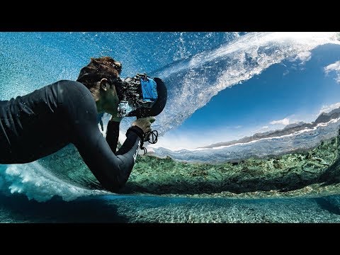 Видео: Взгляд сквозь объектив лучшего в мире подводного фотографа сёрфинга | Бен Туар в фильме «Поверхно...