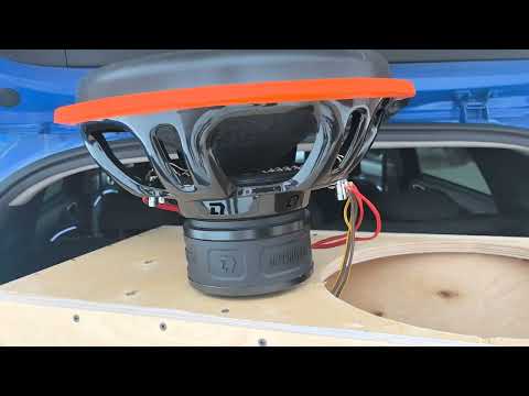 Видео: DL Audio Gryphon Pro 15 V.3 БЮДЖЕТНЫЙ САБ КОТОРЫЙ МОЖЕТ МНОГОЕ!