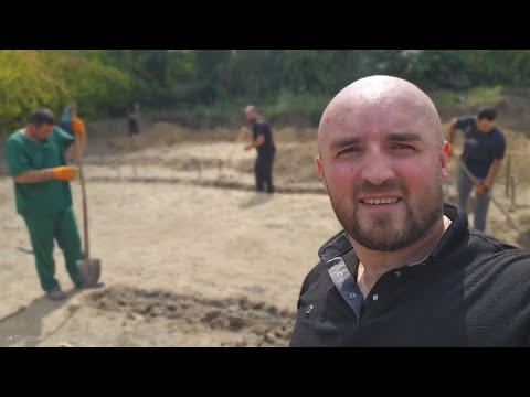 Видео: ФУНДАМЕНТ. Стартовая стройка дома. Выкопали за 5 часов.