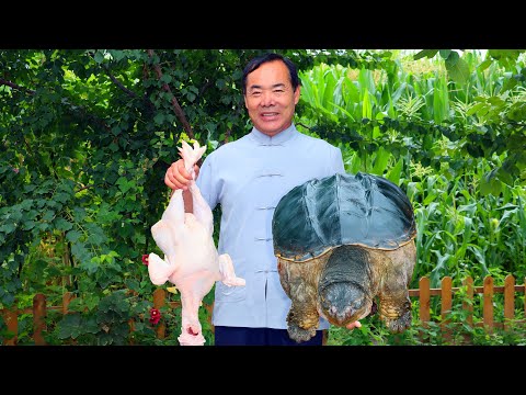 Видео: ГИГАНТСКАЯ щелкающая черепаха и курица, запечённые в листьях и глине! Невероятно сочные