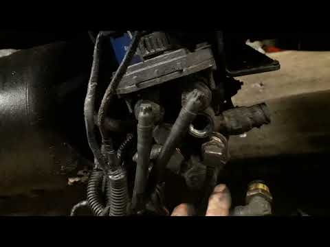 Видео: не снимается с ручника мерседес атего