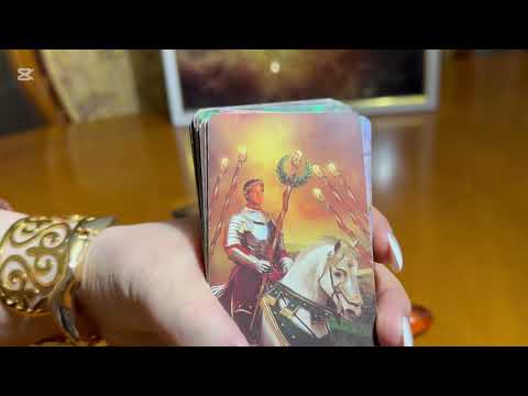 Видео: ТАРО//: ЧТО ДУМАЕТ О ВАС СЕЙЧАС?