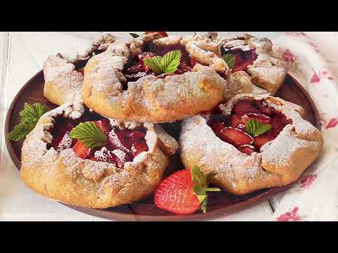 Видео: Ржаные🌾 Галеты с Клубникой!🍓 Это бесподобно вкусно!✨//Rye Biscuits with Strawberries!