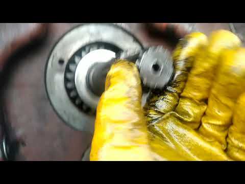 Видео: Сборка МТЗ-50 как проходит процесс, что же стоит в стакане выжимного.