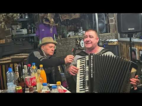 Видео: Син с майка се прощава  ( песен за Бъдин)