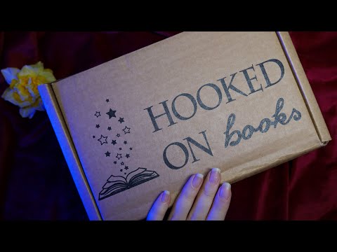 Видео: АСМР 📦✨ Распаковка книжной коробки - Февраль 📚 [Hooked on books] Аделин Грейс - Белладонна