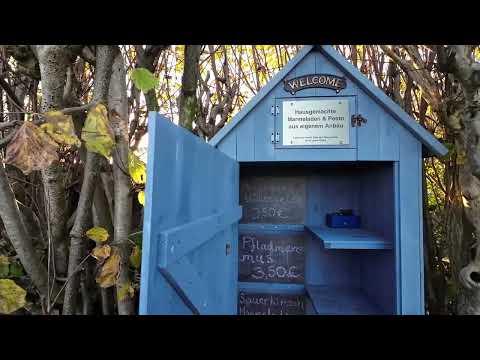 Видео: Прогулка по немецкой деревне . Что продают в уличном магазинчике самообслуживания .