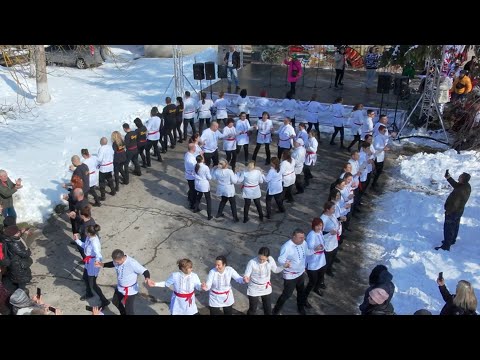 Видео: 10 фестивал на греяната ракия и зелева чорба в с. Ба̀бово