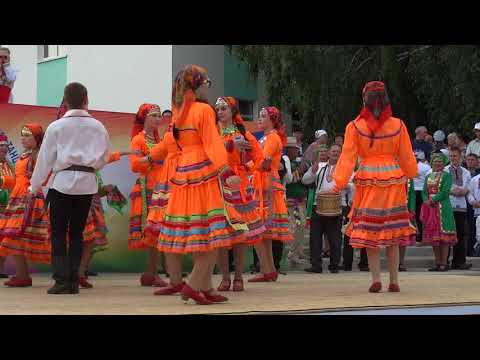 Видео: Марийский танец. Радуют Амзибашевские. Видео Хайбуллина Василия