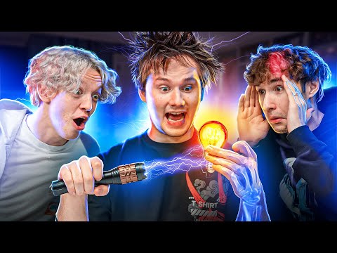 Видео: БЕЗУМНЫЙ ЛАЙФХАК С ЭЛЕКТРИЧЕСТВОМ ИЗ ТИК ТОК! ПРОВЕРКА ЛАЙФХАКОВ! (Кореш, Парадеич, Андрей Из Уфы)