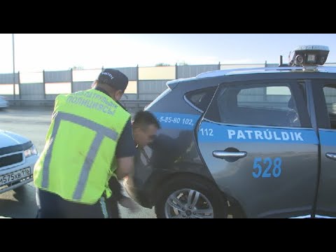 Видео: Полицей таңертең жұмысқа шыққанда өзін алдында не күтіп тұрғанын білмейді