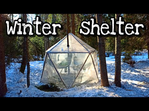 Видео: НЕОБЫЧНОЕ УКРЫТИЕ ИЗ СТРЕЙЧ-ПЛЕНКИ | Ночёвка в зимнем лесу (часть 1)