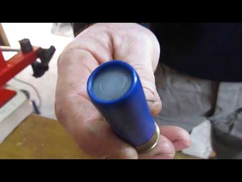 Видео: Закрутка патрона 12 калибра самодельной матрицей на самопальном станочке