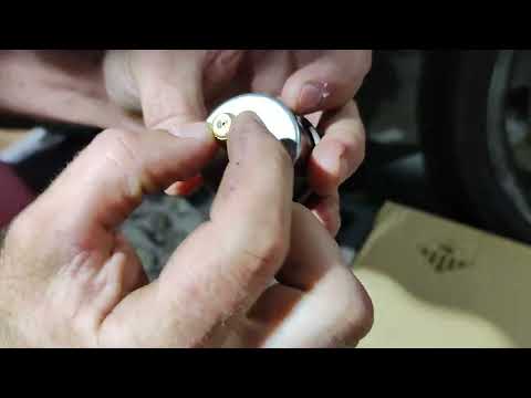 Видео: Датчик давления масла для Yamaha Vmax 1200. Oil pressure gauge Yamaha vmx 1200