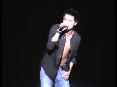 Видео: EXLUSIVE Дима Билан - IN СIRCLES (Live) Кiev 17.02.2008